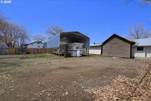 90 W Adams St, Huntington, OR 97907 - Photo 4