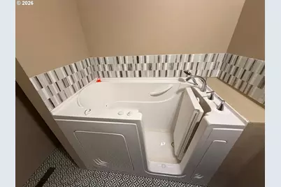 90 W Adams St, Huntington, OR 97907 - Photo 8