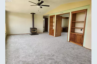 435 Rugh Ln, Lakeside, OR 97449 - Photo 12