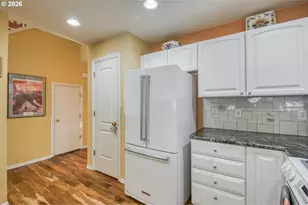 1620 NE Glisan St, Portland, OR 97232 - Photo 10