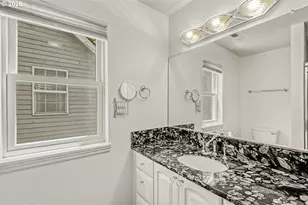 1620 NE Glisan St, Portland, OR 97232 - Photo 22