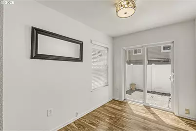 1620 NE Glisan St, Portland, OR 97232 - Photo 18