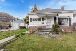 148 SE Houck Ave, Roseburg, OR 97470 - Photo 6