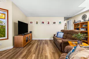 499 NE Cherry St, Sublimity, OR 97385 - Photo 16