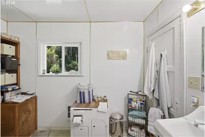 92681 Anderson Ln, Coos Bay, OR 97420 - Photo 26