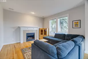 6014 S View Point Ter, Portland, OR 97239 - Photo 8