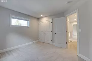 6014 S View Point Ter, Portland, OR 97239 - Photo 28