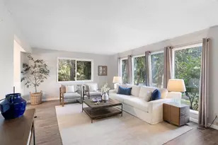 1010 Marylhurst Dr, West Linn, OR 97068 - Photo 4