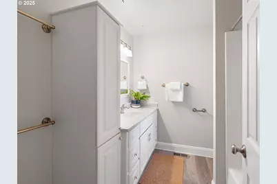 1010 Marylhurst Dr, West Linn, OR 97068 - Photo 30