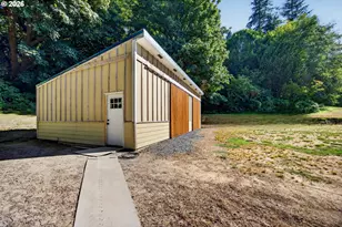 96258 Coos Sumner Ln, Coos Bay, OR 97420 - Photo 4