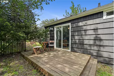 8934 NE Sumner St, Portland, OR 97220 - Photo 18