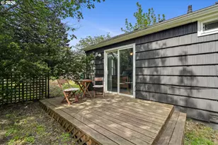 8934 NE Sumner St, Portland, OR 97220 - Photo 18