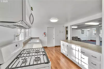 10701 SE Highway 212 #J3, Clackamas, OR 97015 - Photo 34