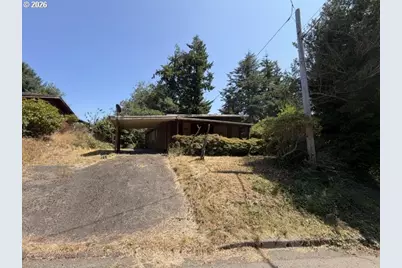 1840 S 19th St, Coos Bay, OR 97420 - Photo 2