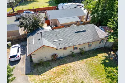 4240 SW 197th Ave, Beaverton, OR 97078 - Photo 26