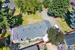 4240 SW 197th Ave, Beaverton, OR 97078 - Photo 28