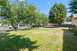 4240 SW 197th Ave, Beaverton, OR 97078 - Photo 22