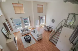 3990 Abbey Ln, Astoria, OR 97103 - Photo 16