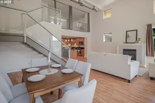 3990 Abbey Ln, Astoria, OR 97103 - Photo 20