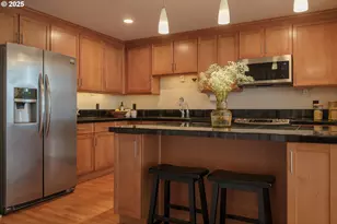 3990 Abbey Ln, Astoria, OR 97103 - Photo 6