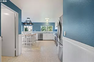 731 S River Rd, Cottage Grove, OR 97424 - Photo 12