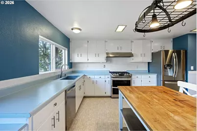 731 S River Rd, Cottage Grove, OR 97424 - Photo 16