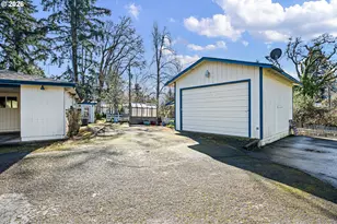 731 S River Rd, Cottage Grove, OR 97424 - Photo 6