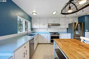 731 S River Rd, Cottage Grove, OR 97424 - Photo 14