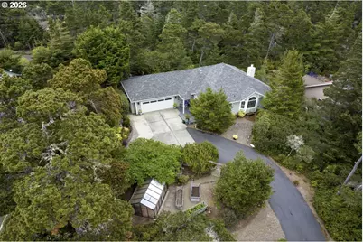 87997 Kelsie Way, Florence, OR 97439 - Photo 46