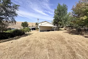 26 NE Nelson Dr, Pendleton, OR 97801 - Photo 20