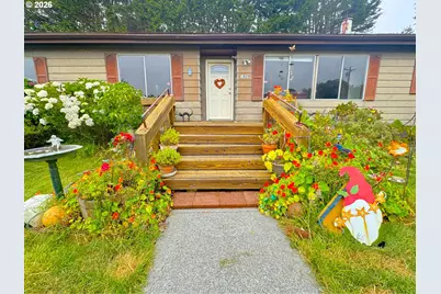 1029 Fifield St, Brookings, OR 97415 - Photo 4