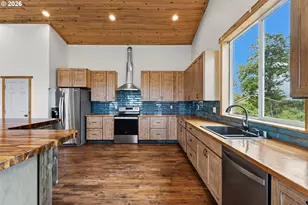 946 N Echo Mountain Rd, Otis, OR 97368 - Photo 14