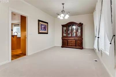 3428 River Pointe Dr, Eugene, OR 97408 - Photo 10