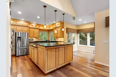 9096 SW Omara St, Tigard, OR 97223 - Photo 14