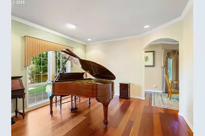 9096 SW Omara St, Tigard, OR 97223 - Photo 6