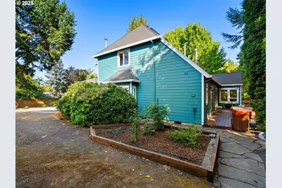 9096 SW Omara St, Tigard, OR 97223 - Photo 48