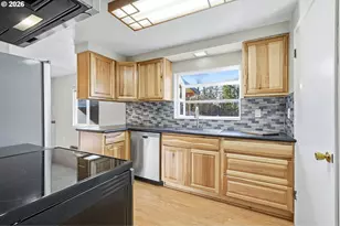 18630 SE Sunnyside Rd, Damascus, OR 97089 - Photo 10