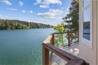 2240 Summit Ct, Lake Oswego, OR 97034 - Photo 28