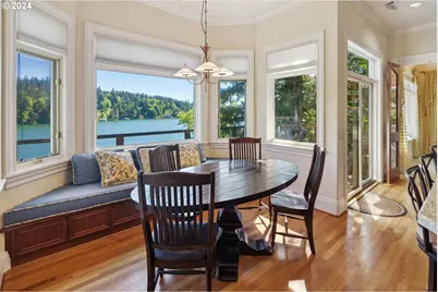2240 Summit Ct, Lake Oswego, OR 97034 - Photo 10