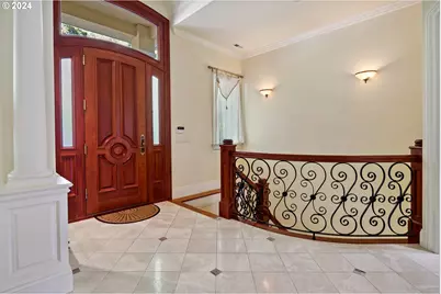 2240 Summit Ct, Lake Oswego, OR 97034 - Photo 6