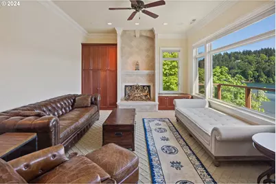 2240 Summit Ct, Lake Oswego, OR 97034 - Photo 12