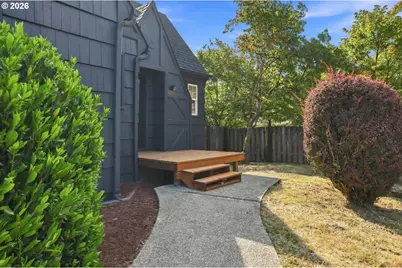 10505 NW 26th Ave, Vancouver, WA 98685 - Photo 4
