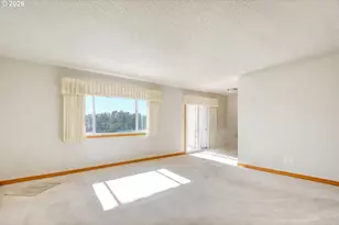 1900 NW Carden Ave, Pendleton, OR 97801 - Photo 6