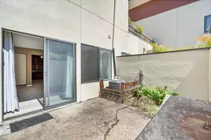 5150 S Landing Dr, Portland, OR 97239 - Photo 24