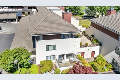 5150 S Landing Dr #101B2, Portland, OR 97239 - Photo 4