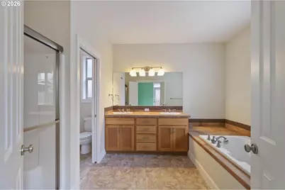 655 NW Willow Glen Pl, Beaverton, OR 97006 - Photo 18