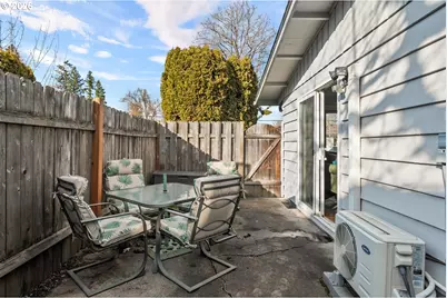 5594 SW Erickson Ave, Beaverton, OR 97005 - Photo 16