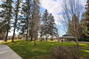 5594 SW Erickson Ave, Beaverton, OR 97005 - Photo 22