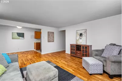 5594 SW Erickson Ave, Beaverton, OR 97005 - Photo 4