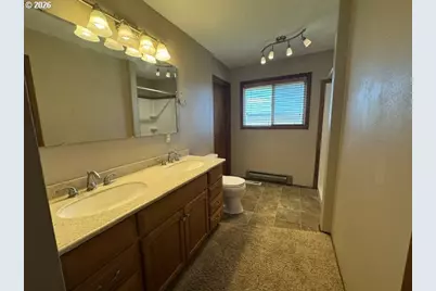 51684 Highway 237, North Powder, OR 97867 - Photo 20